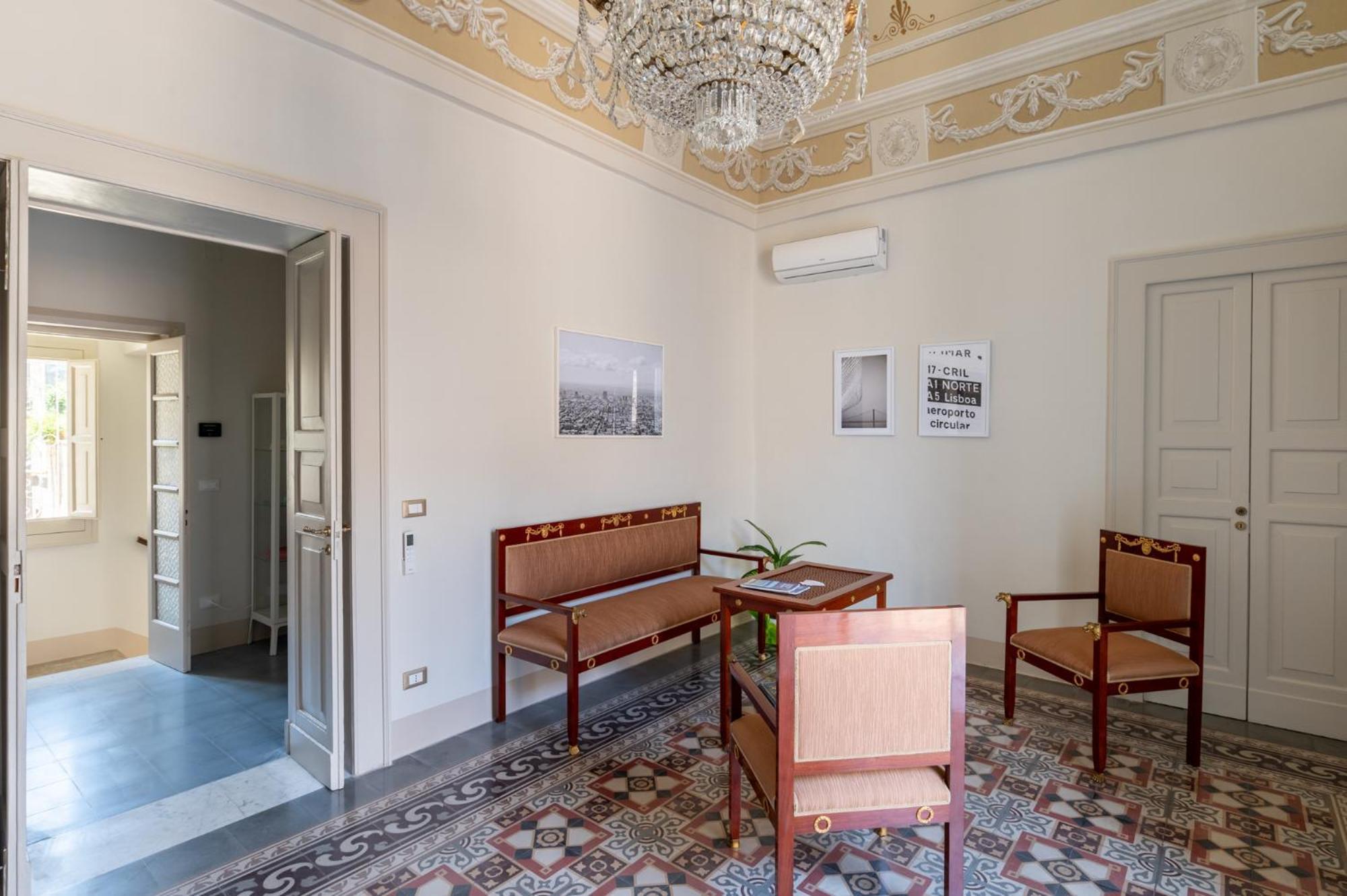 Donna Zaira Rooms&Suites Малье Экстерьер фото